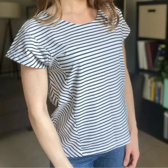 Helly Hansen Striped Active Workout Top Small - Picture 1 of 7